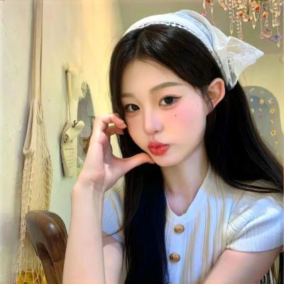 月亮不曾拥抱你