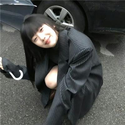 月球